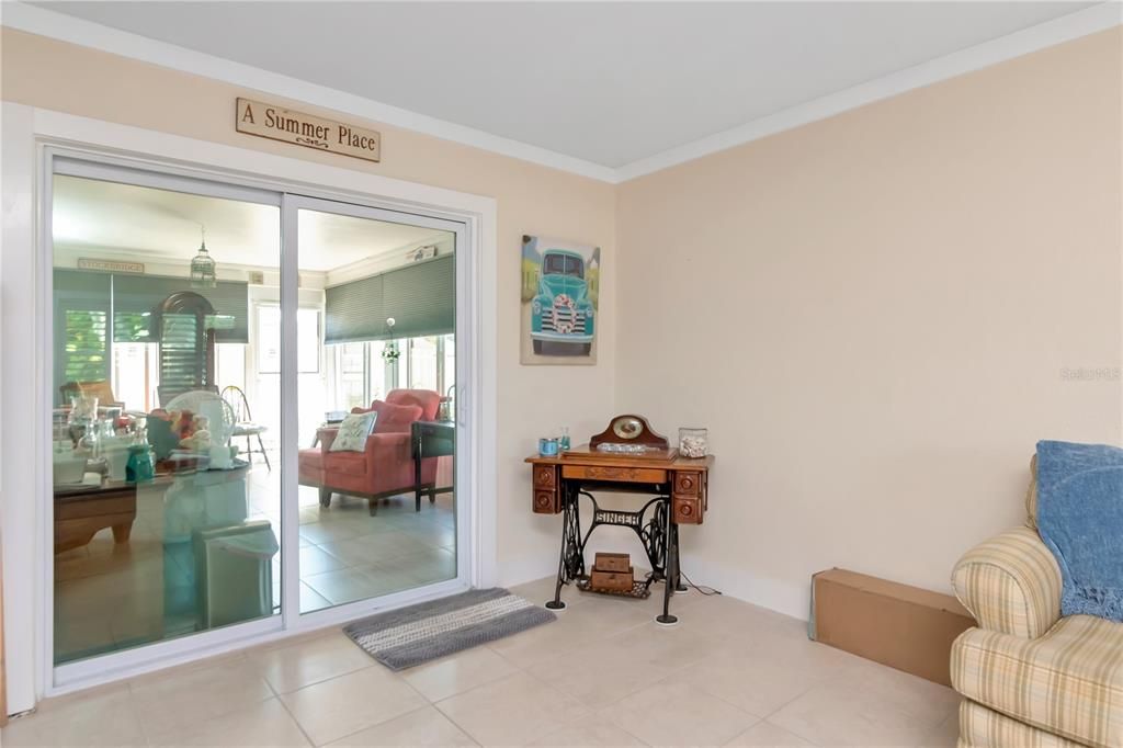 待售: $185,000 (1 贝兹, 1 浴室, 686 平方英尺)