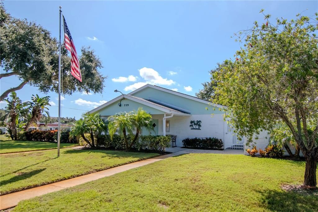 待售: $185,000 (1 贝兹, 1 浴室, 686 平方英尺)