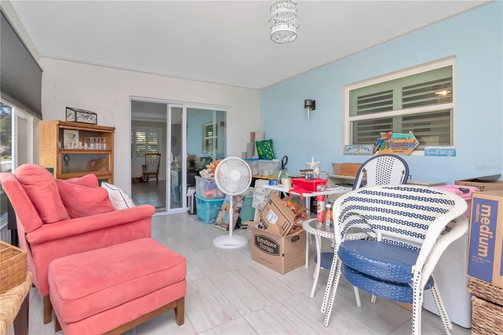 待售: $185,000 (1 贝兹, 1 浴室, 686 平方英尺)