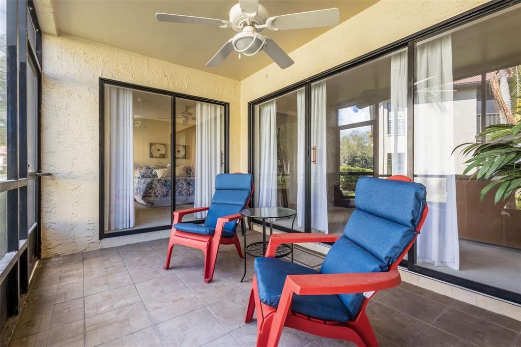 Active With Contract: $190,000 (2 beds, 2 baths, 1300 Square Feet)