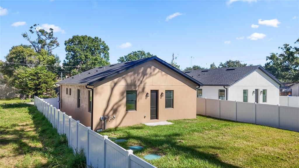 For Sale: $389,999 (3 beds, 2 baths, 1457 Square Feet)