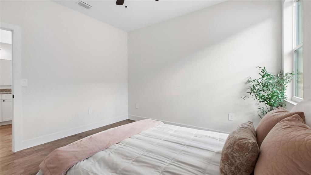 For Sale: $389,999 (3 beds, 2 baths, 1457 Square Feet)