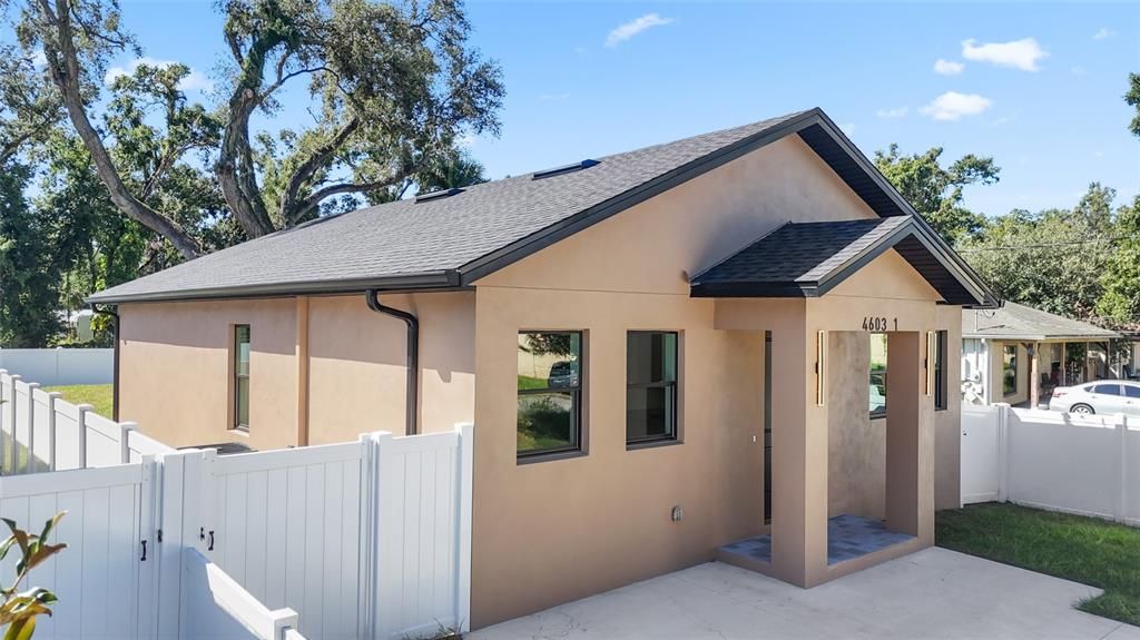 For Sale: $389,999 (3 beds, 2 baths, 1457 Square Feet)