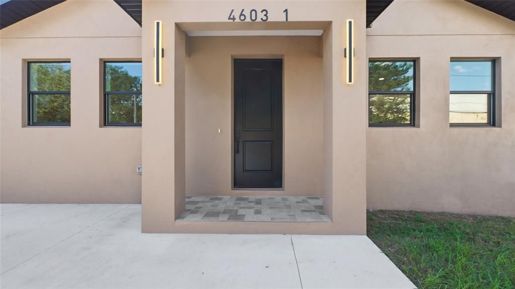 For Sale: $389,999 (3 beds, 2 baths, 1457 Square Feet)