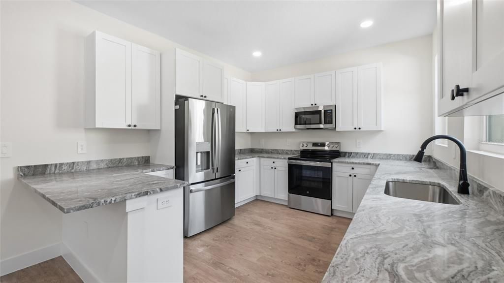 For Sale: $389,999 (3 beds, 2 baths, 1457 Square Feet)