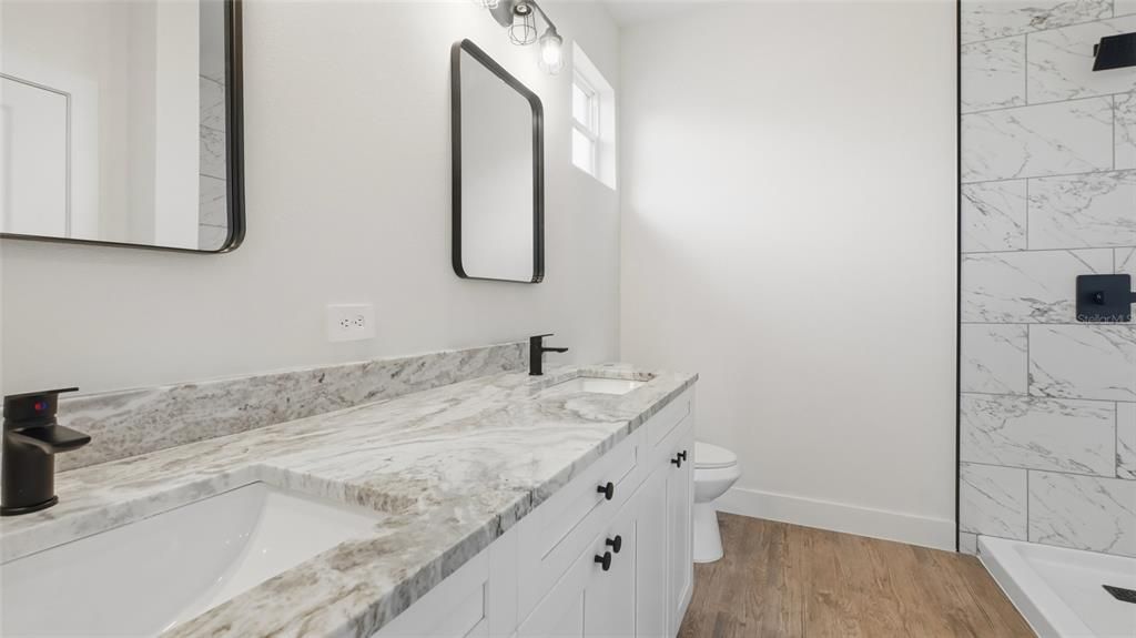 For Sale: $389,999 (3 beds, 2 baths, 1457 Square Feet)