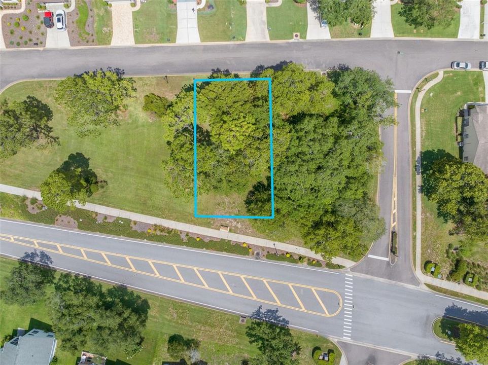 待售: $39,900 (0.13 acres)