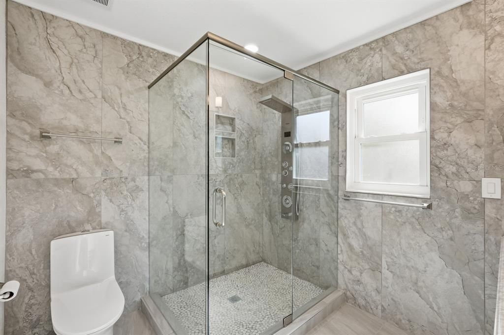 待售: $579,900 (3 贝兹, 2 浴室, 1830 平方英尺)