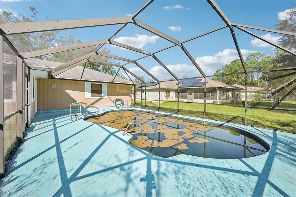 Active With Contract: $249,900 (3 beds, 2 baths, 1450 Square Feet)