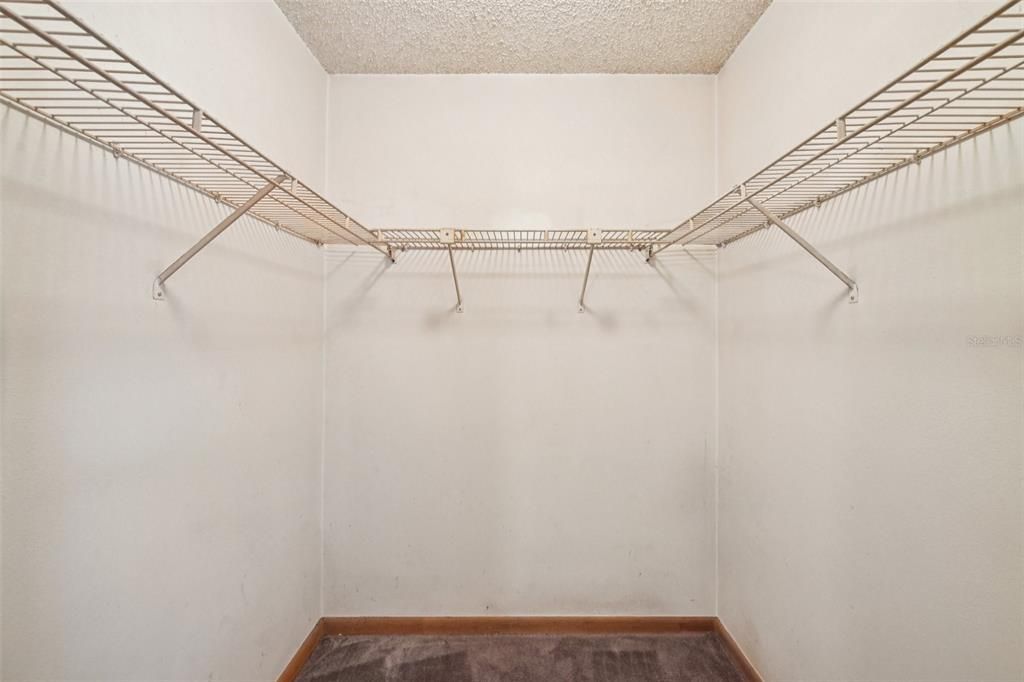 Active With Contract: $249,900 (3 beds, 2 baths, 1450 Square Feet)