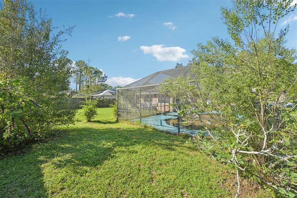 Active With Contract: $249,900 (3 beds, 2 baths, 1450 Square Feet)