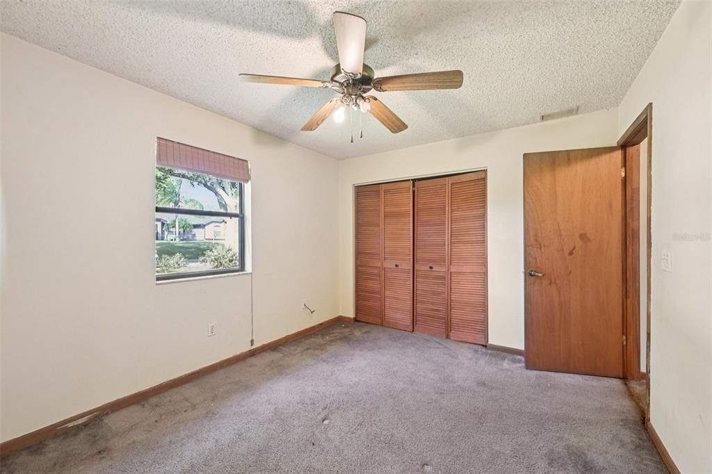 Active With Contract: $249,900 (3 beds, 2 baths, 1450 Square Feet)