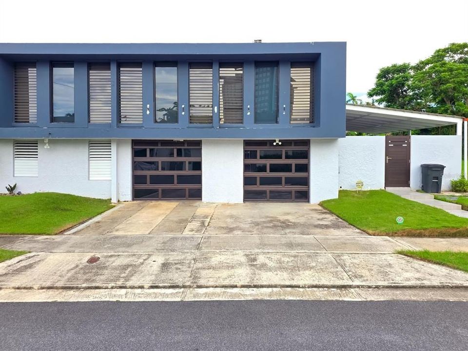 Под контрактом: $895,000 (3 спален, 3 ванн, 2265 Квадратных фут)