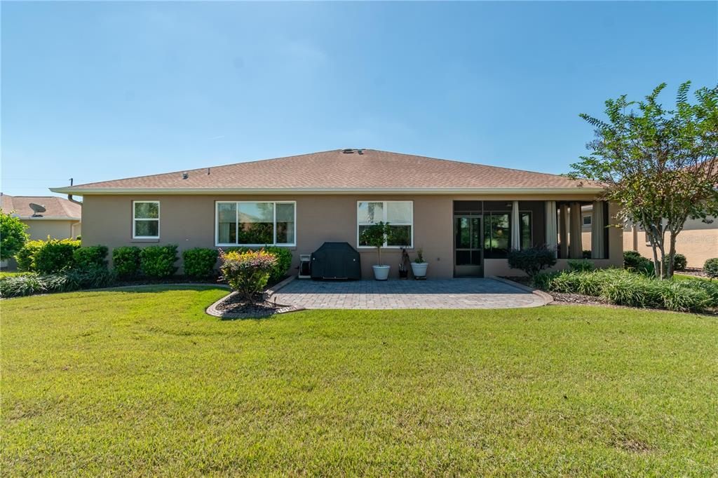 For Sale: $459,000 (2 beds, 2 baths, 2080 Square Feet)