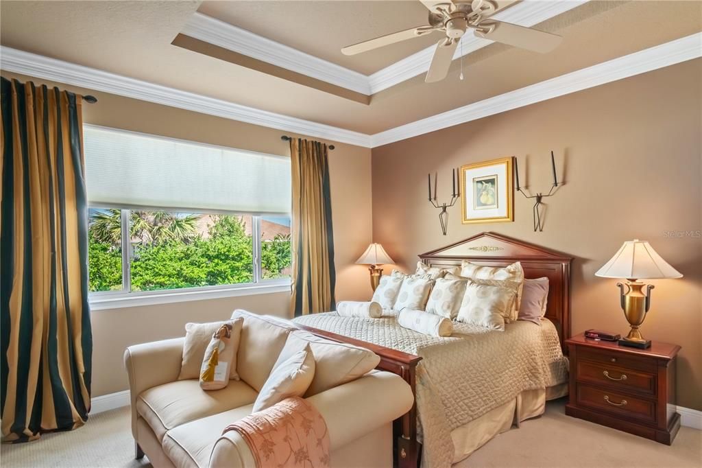 For Sale: $459,000 (2 beds, 2 baths, 2080 Square Feet)