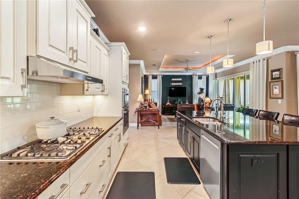 For Sale: $459,000 (2 beds, 2 baths, 2080 Square Feet)