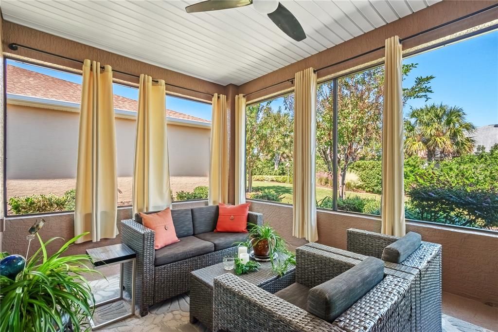 For Sale: $459,000 (2 beds, 2 baths, 2080 Square Feet)