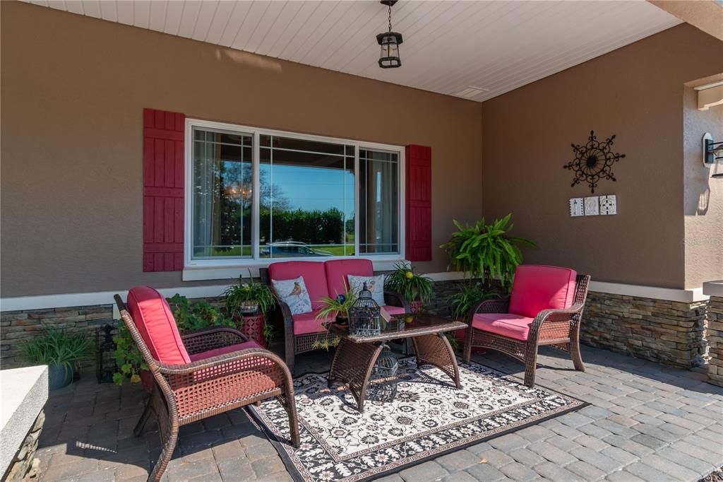 For Sale: $459,000 (2 beds, 2 baths, 2080 Square Feet)