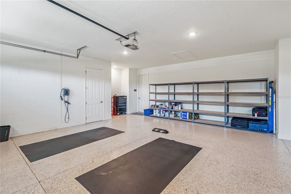 For Sale: $459,000 (2 beds, 2 baths, 2080 Square Feet)