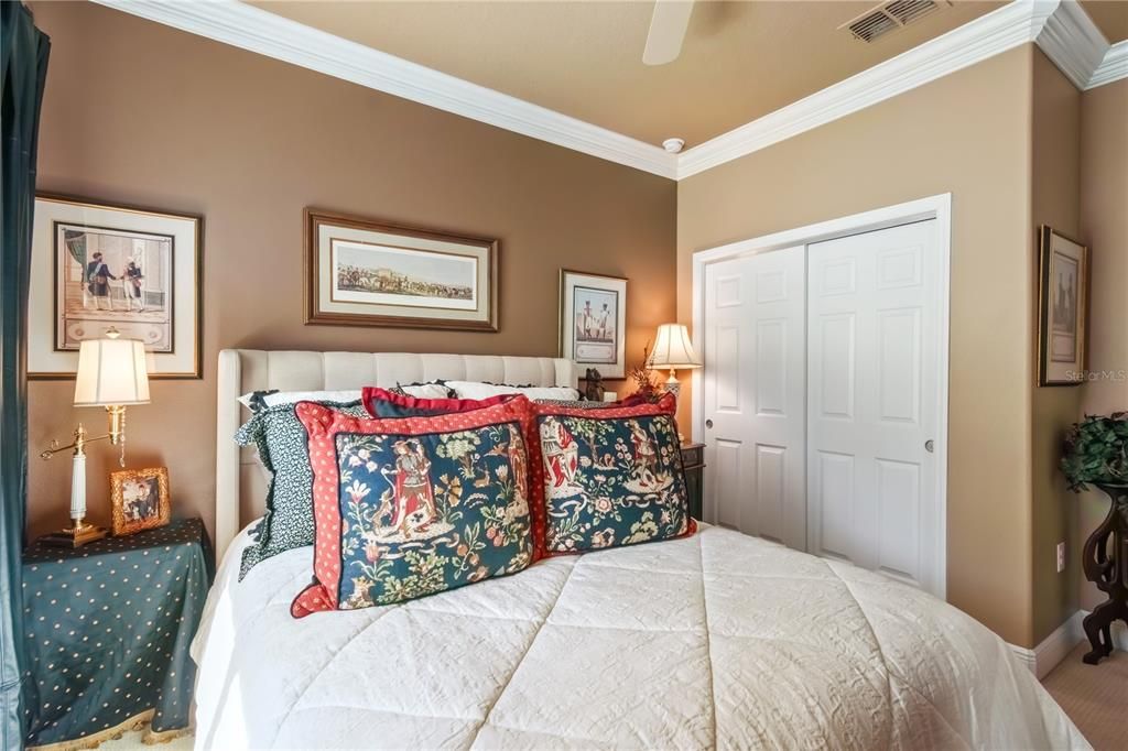 For Sale: $459,000 (2 beds, 2 baths, 2080 Square Feet)