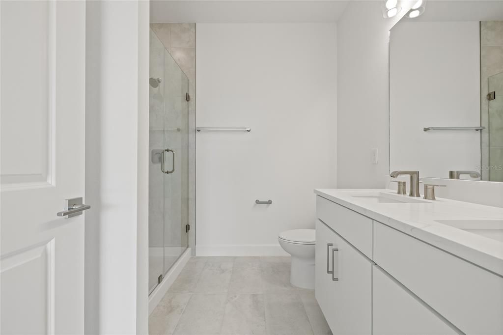 For Sale: $824,900 (3 beds, 3 baths, 2077 Square Feet)