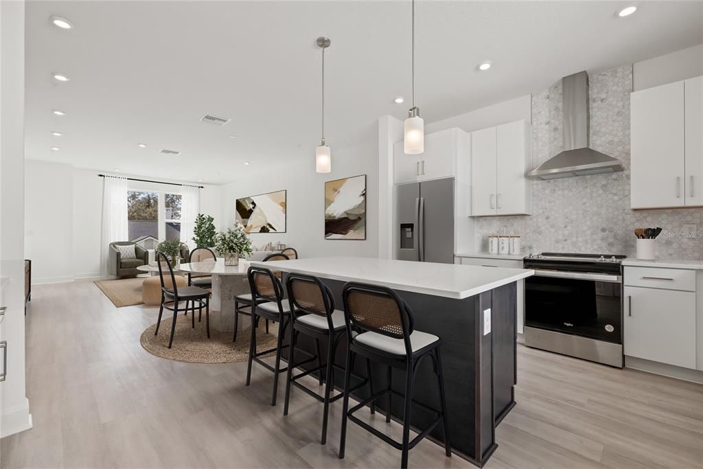 For Sale: $824,900 (3 beds, 3 baths, 2077 Square Feet)