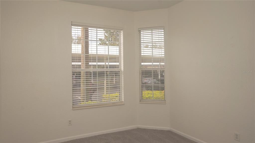 For Sale: $250,000 (3 beds, 2 baths, 1247 Square Feet)