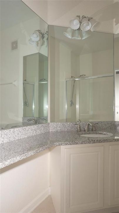 For Sale: $250,000 (3 beds, 2 baths, 1247 Square Feet)