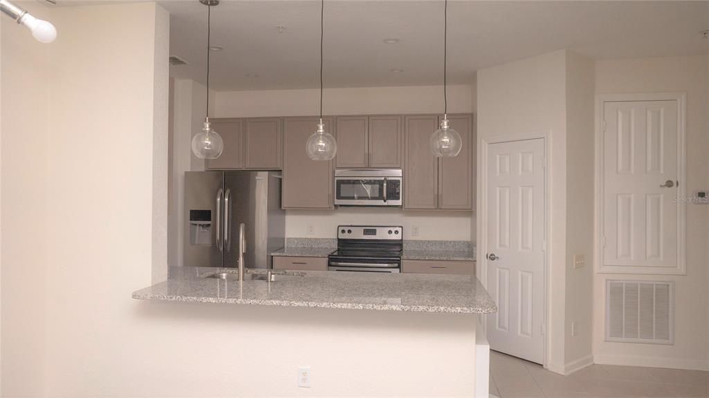 For Sale: $250,000 (3 beds, 2 baths, 1247 Square Feet)