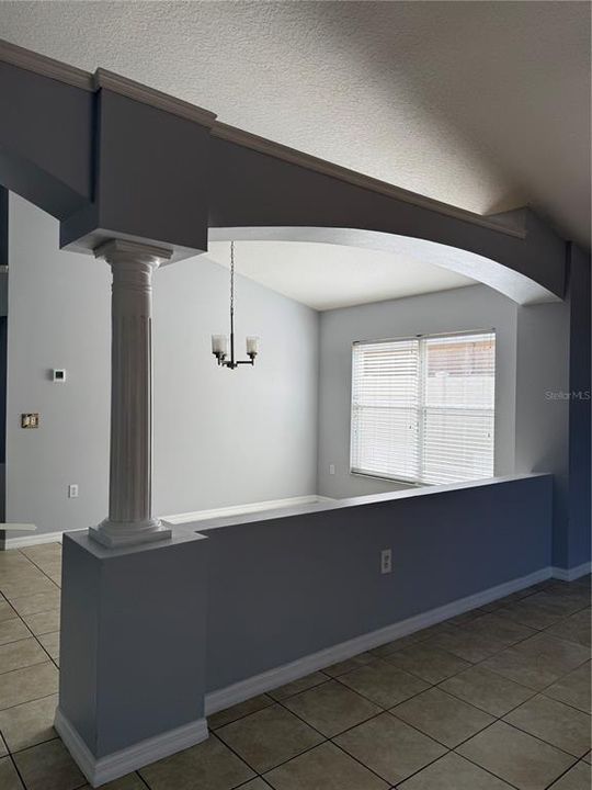 For Rent: $2,250 (4 beds, 2 baths, 1776 Square Feet)