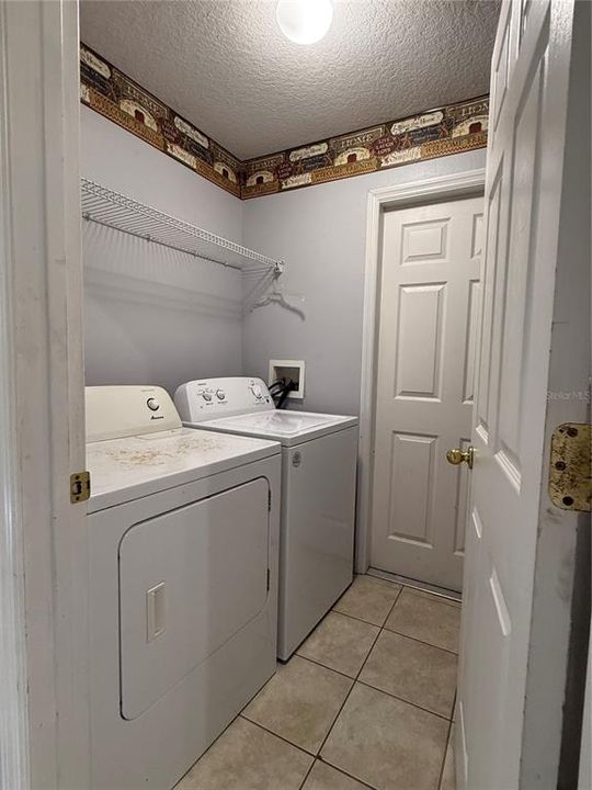 For Rent: $2,250 (4 beds, 2 baths, 1776 Square Feet)