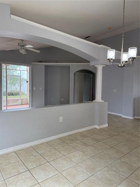 For Rent: $2,250 (4 beds, 2 baths, 1776 Square Feet)