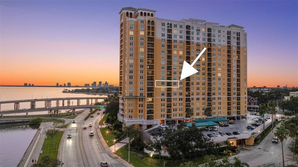 For Rent: $2,950 (2 beds, 1 baths, 1022 Square Feet)