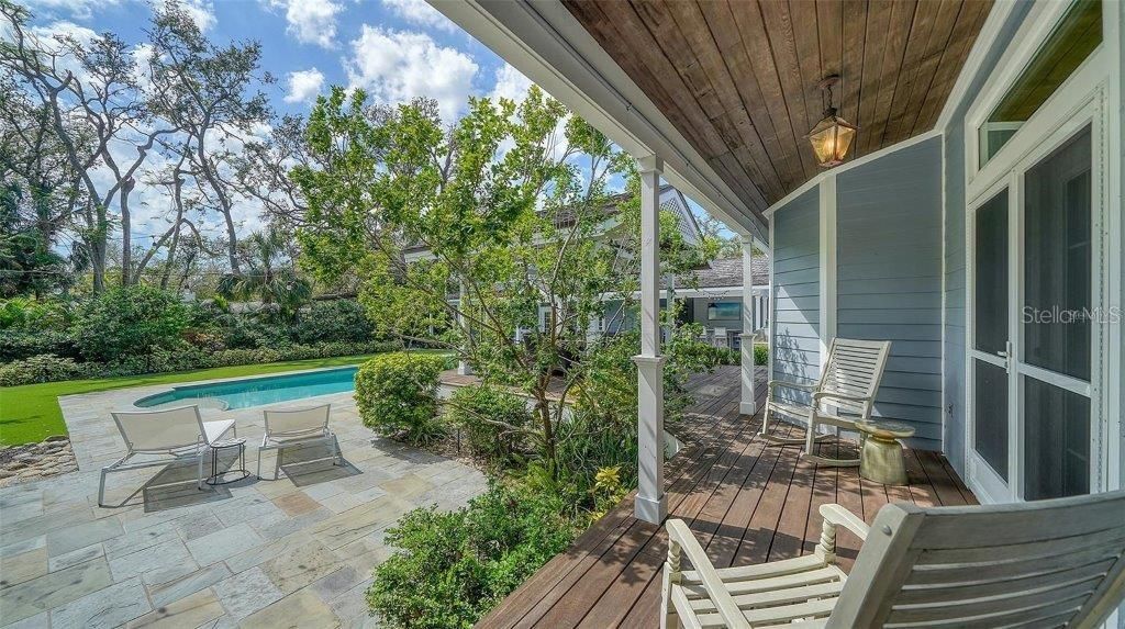 For Sale: $3,975,000 (4 beds, 3 baths, 3821 Square Feet)