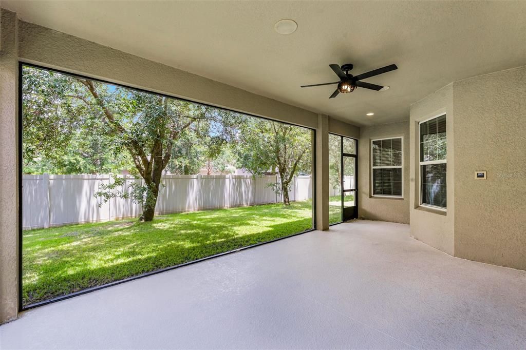 出租: $4,700 (4 贝兹, 3 浴室, 3407 平方英尺)