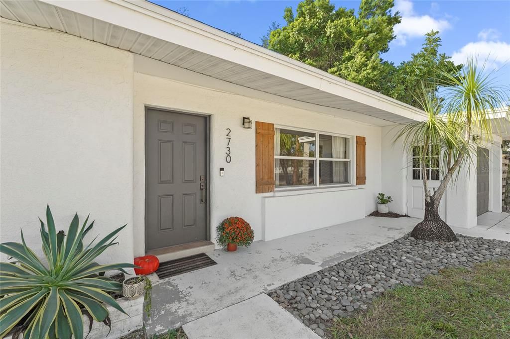 合同活跃: $432,000 (3 贝兹, 2 浴室, 1553 平方英尺)