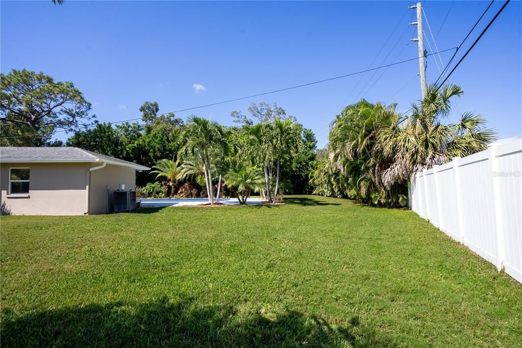 For Sale: $739,900 (3 beds, 2 baths, 2069 Square Feet)