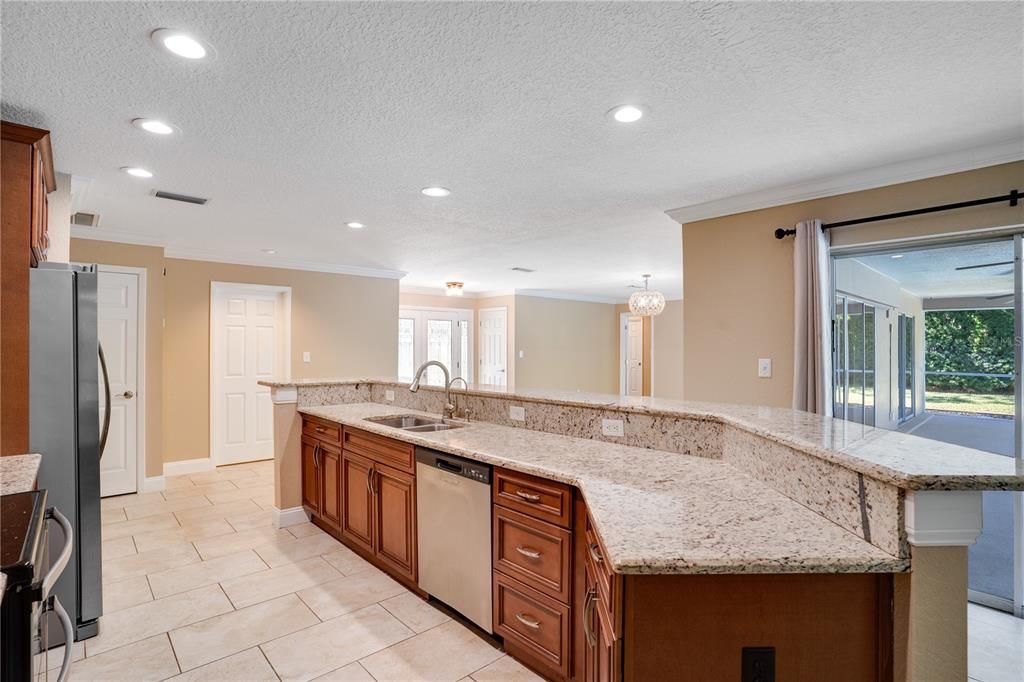 For Sale: $739,900 (3 beds, 2 baths, 2069 Square Feet)