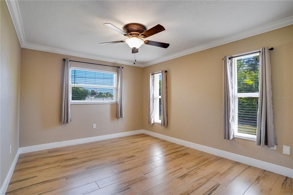 For Sale: $739,900 (3 beds, 2 baths, 2069 Square Feet)