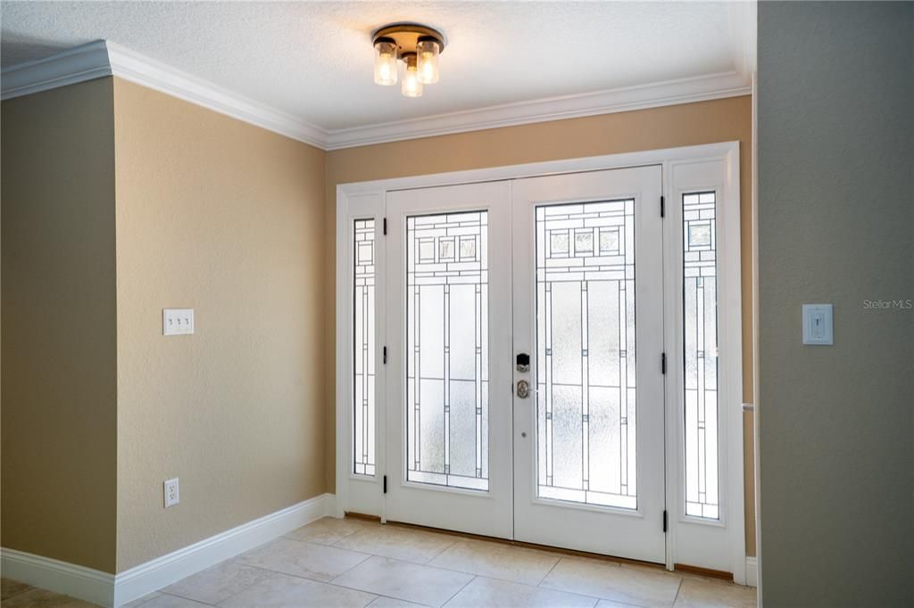 For Sale: $739,900 (3 beds, 2 baths, 2069 Square Feet)