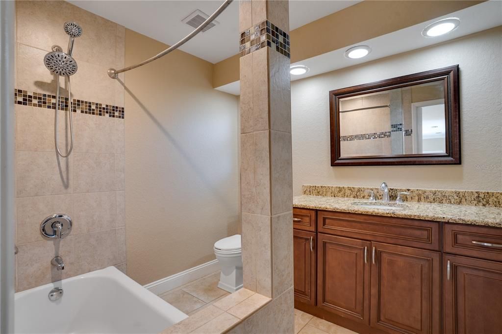 For Sale: $739,900 (3 beds, 2 baths, 2069 Square Feet)