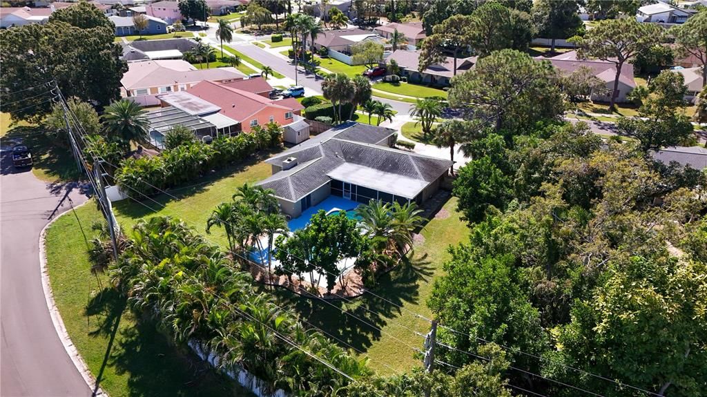 For Sale: $739,900 (3 beds, 2 baths, 2069 Square Feet)