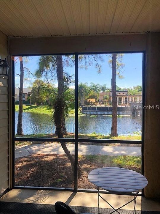 В аренду: $1,895 (2 спален, 2 ванн, 948 Квадратных фут)