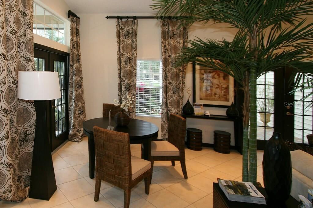 В аренду: $1,895 (2 спален, 2 ванн, 948 Квадратных фут)