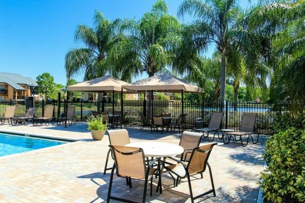 В аренду: $1,895 (2 спален, 2 ванн, 948 Квадратных фут)