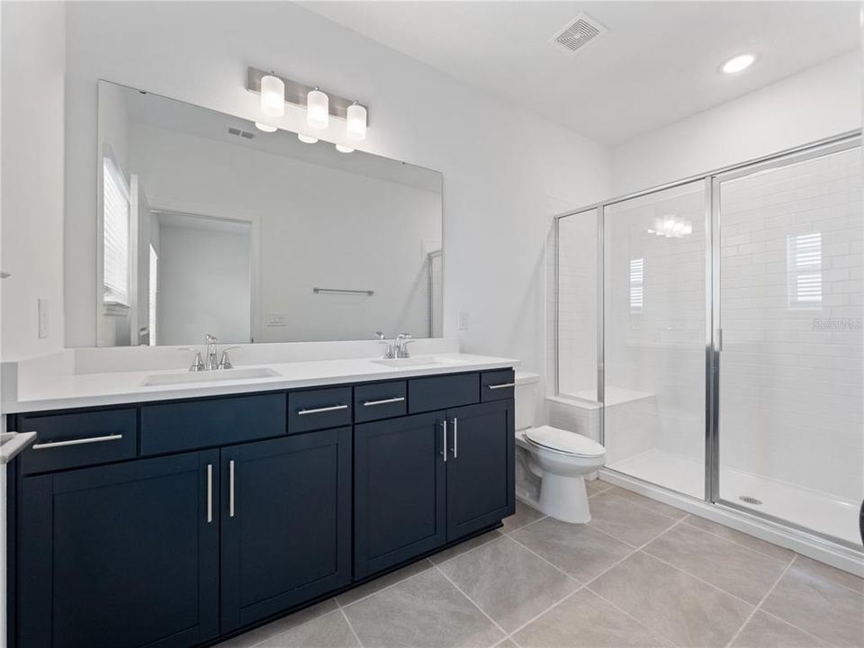 For Rent: $2,700 (3 beds, 2 baths, 1886 Square Feet)