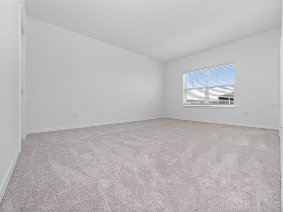 For Rent: $2,700 (3 beds, 2 baths, 1886 Square Feet)