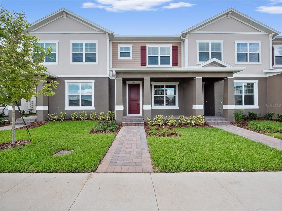 For Rent: $2,700 (3 beds, 2 baths, 1886 Square Feet)