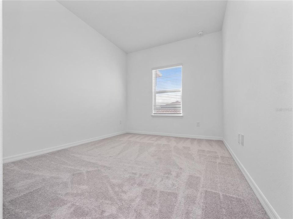 For Rent: $2,700 (3 beds, 2 baths, 1886 Square Feet)