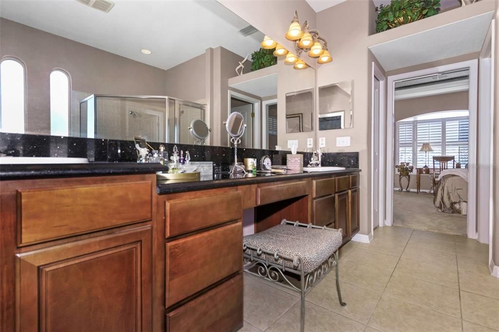 На продажу: $638,999 (5 спален, 3 ванн, 3006 Квадратных фут)